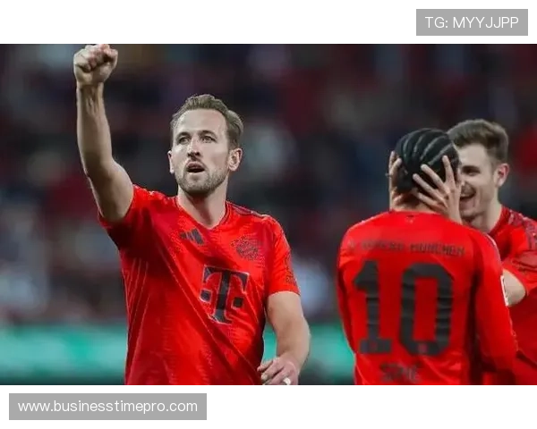 哈里·凯恩本赛季拦截抢断数据稳步提升,防守贡献持续增强 哈里·凯恩本赛季拦截抢断数据稳步提升,防守贡献持续增强