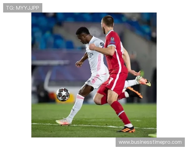 维尼修斯欧冠淘汰赛关键进球对比赛走势的影响分析 维尼修斯欧冠淘汰赛关键进球对比赛走势的影响分析