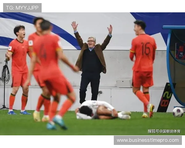 C罗 vs 哈兰德:新老世代终结效率与战术角色对比 C罗 vs 哈兰德:新老世代终结效率与战术角色对比